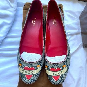Gucci heart flats NEVER WORN